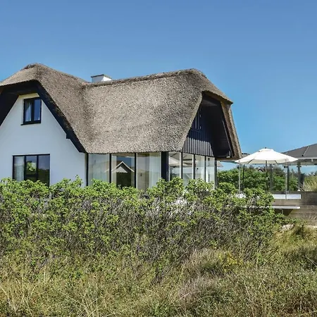 Four-bedroom Holiday In Casa de Férias